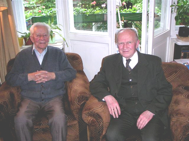 Jerzy Smirnow i prezes Koa Seniorw OW SEP Charitonow 16 V 2006